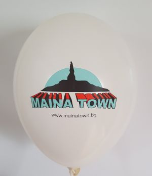 Branding balloons with a three-color logo